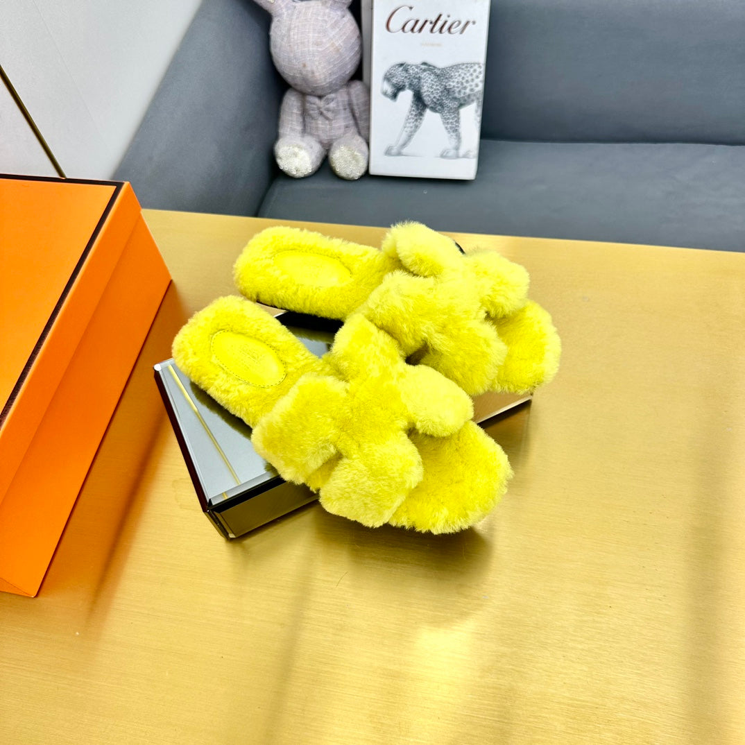 ORAN SHEARLING SANDALS SUNSHINE YELLOW