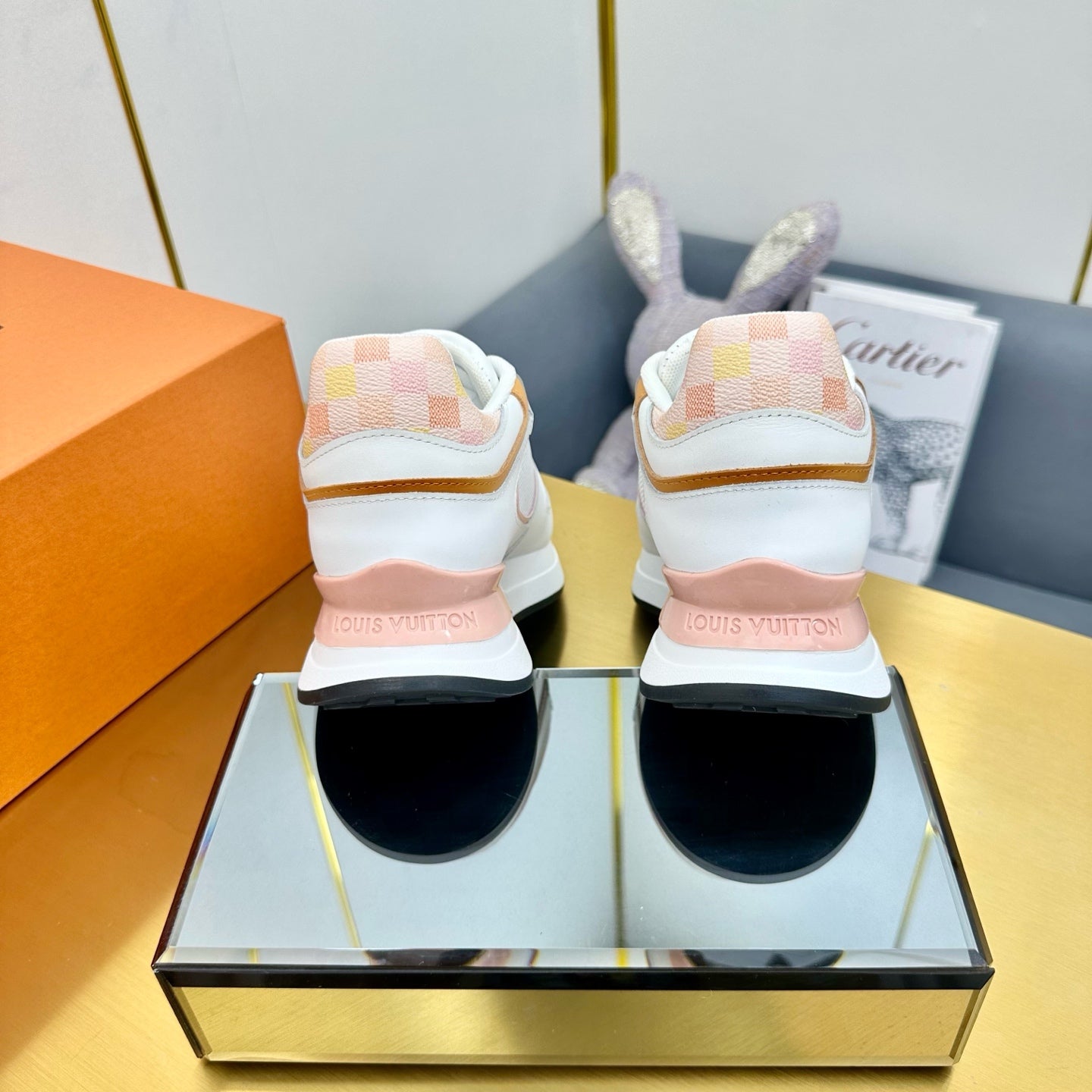 NEO RUN AWAY SNEAKER IN WHITE MIX PEACH PINK CALFSKIN
