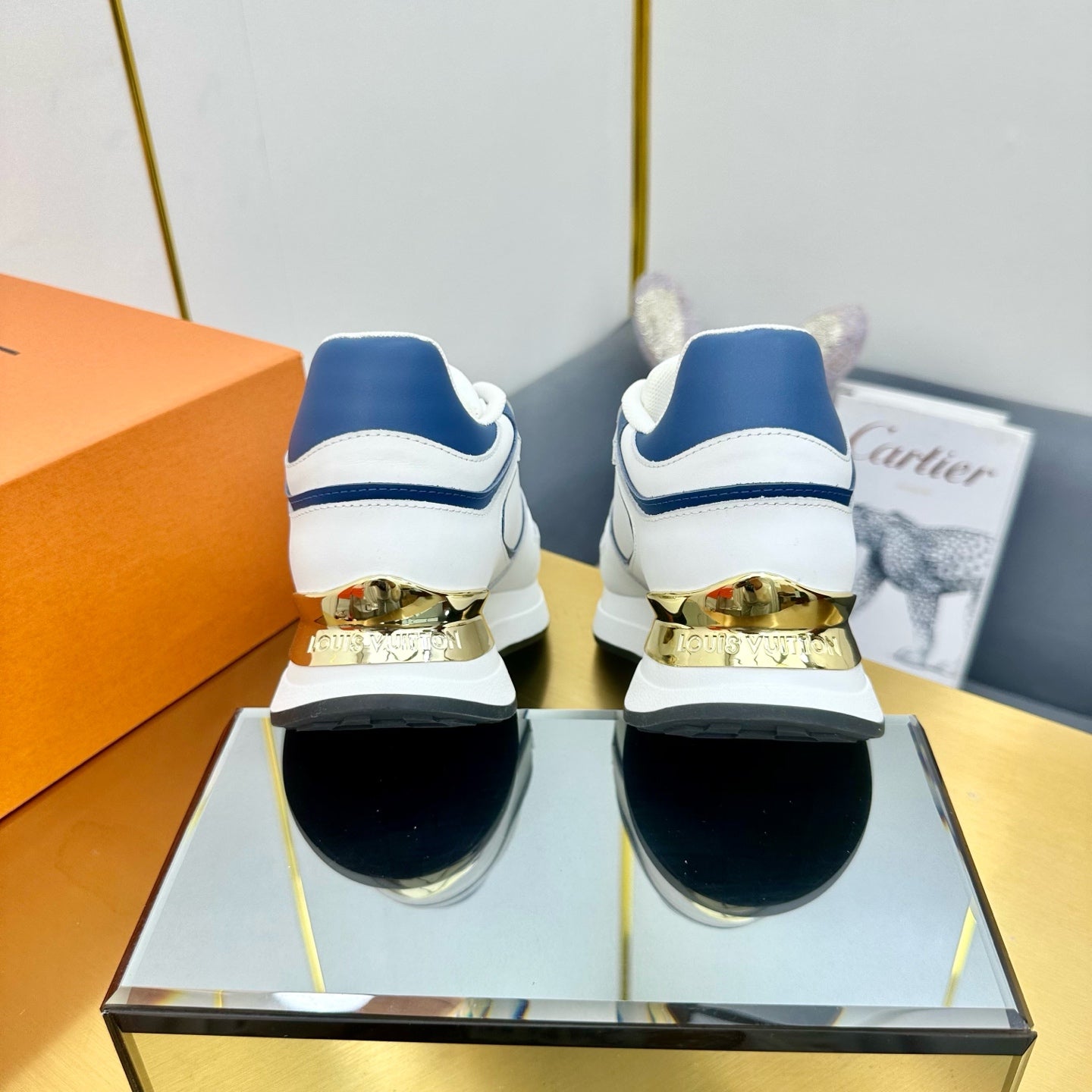 NEO RUN AWAY SNEAKER IN WHITE MIX COBALT BLUE CALFSKIN