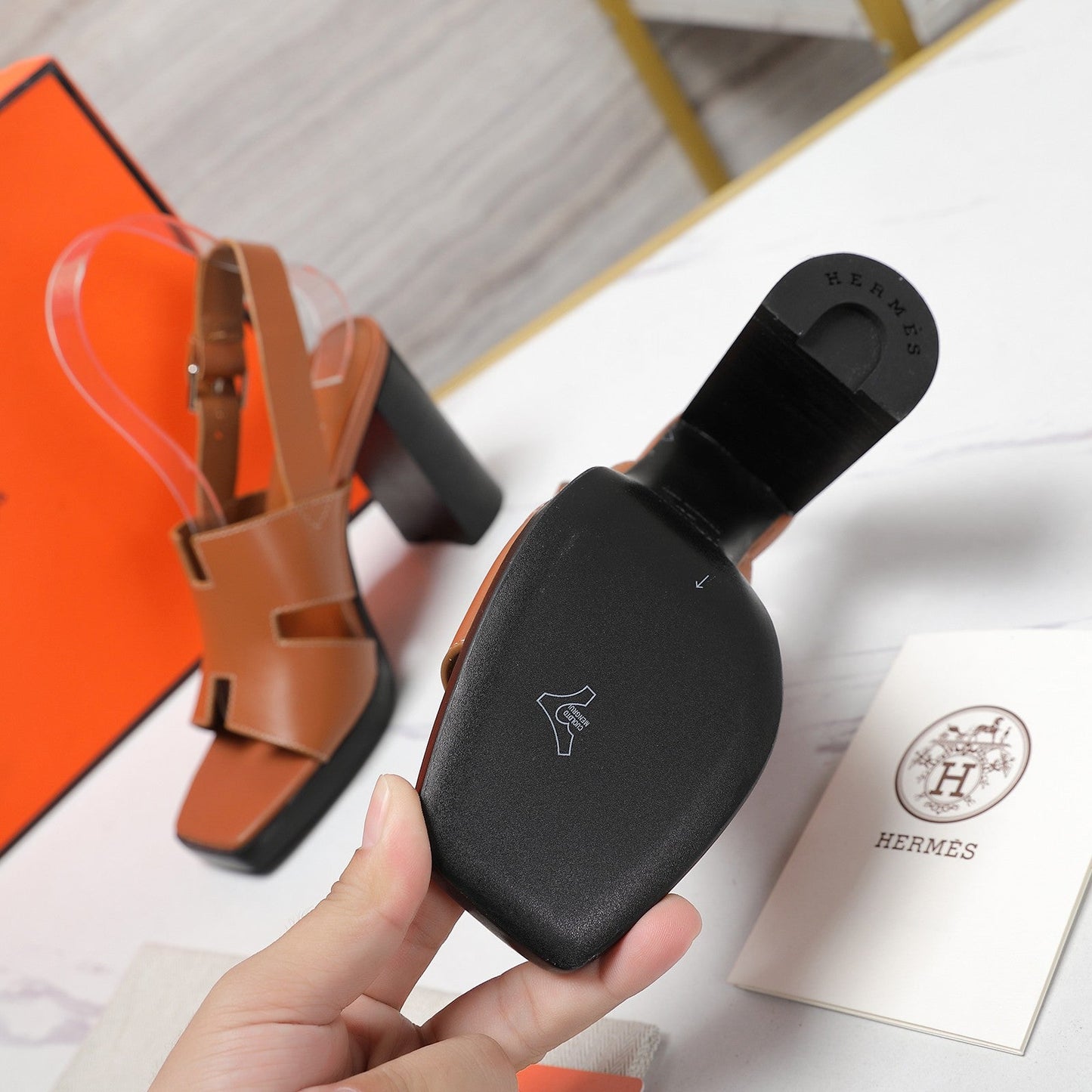 ERIS 95 SANDAL CARAMEL CALFSKIN