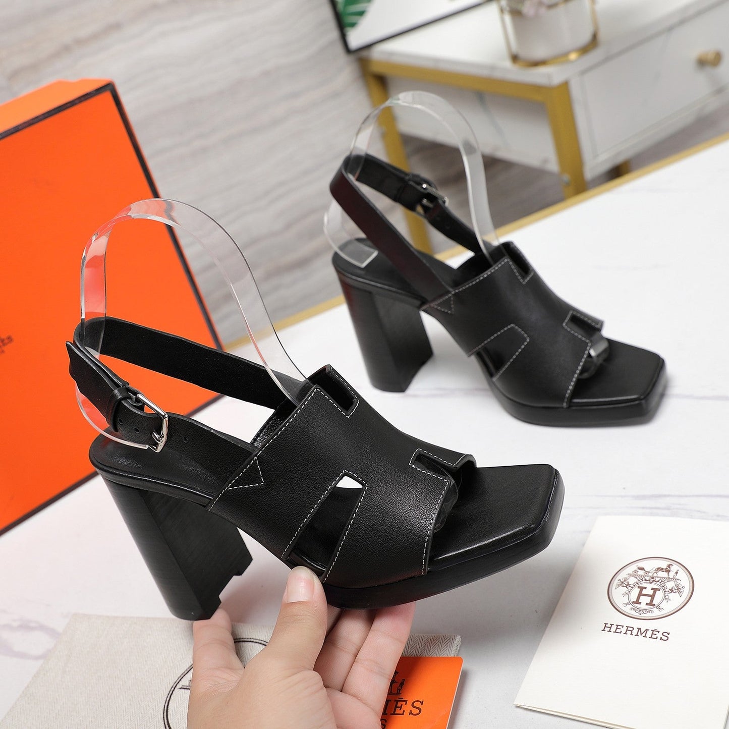 ERIS 95 SANDAL BLACK CALFSKIN