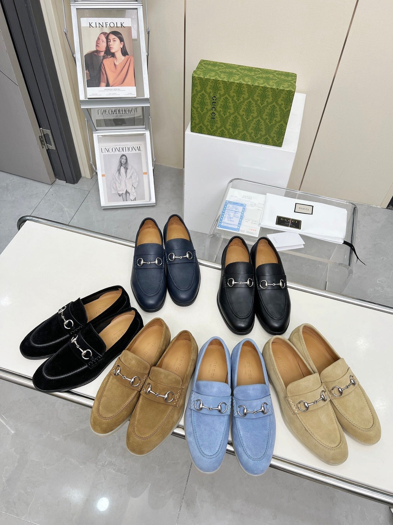 LOAFERS WITH SILVER HARDWARE IN NAVY BLUE GRAINED CALFSKIN