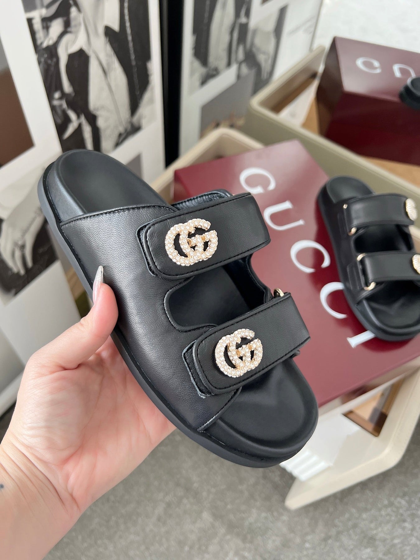 DOUBLE G CRYSTAL FLAT SANDALS IN BLACK SOFT LAMBSKIN