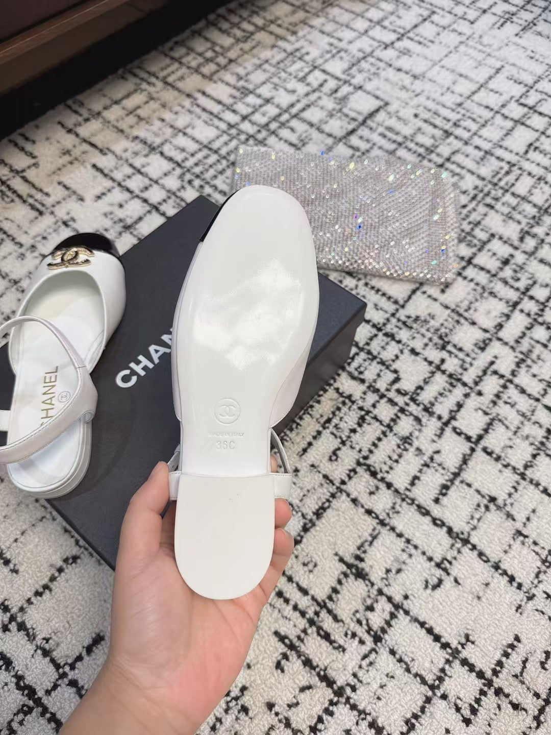 FLAT SLINGBACKS IN WHITE MIX BLACK CALFSKIN