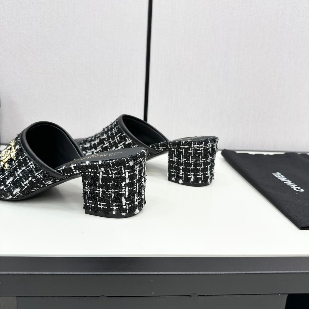 CC HIGH MULE IN BLACK MIX WHITE WOOL TWEED AND CALFSKIN