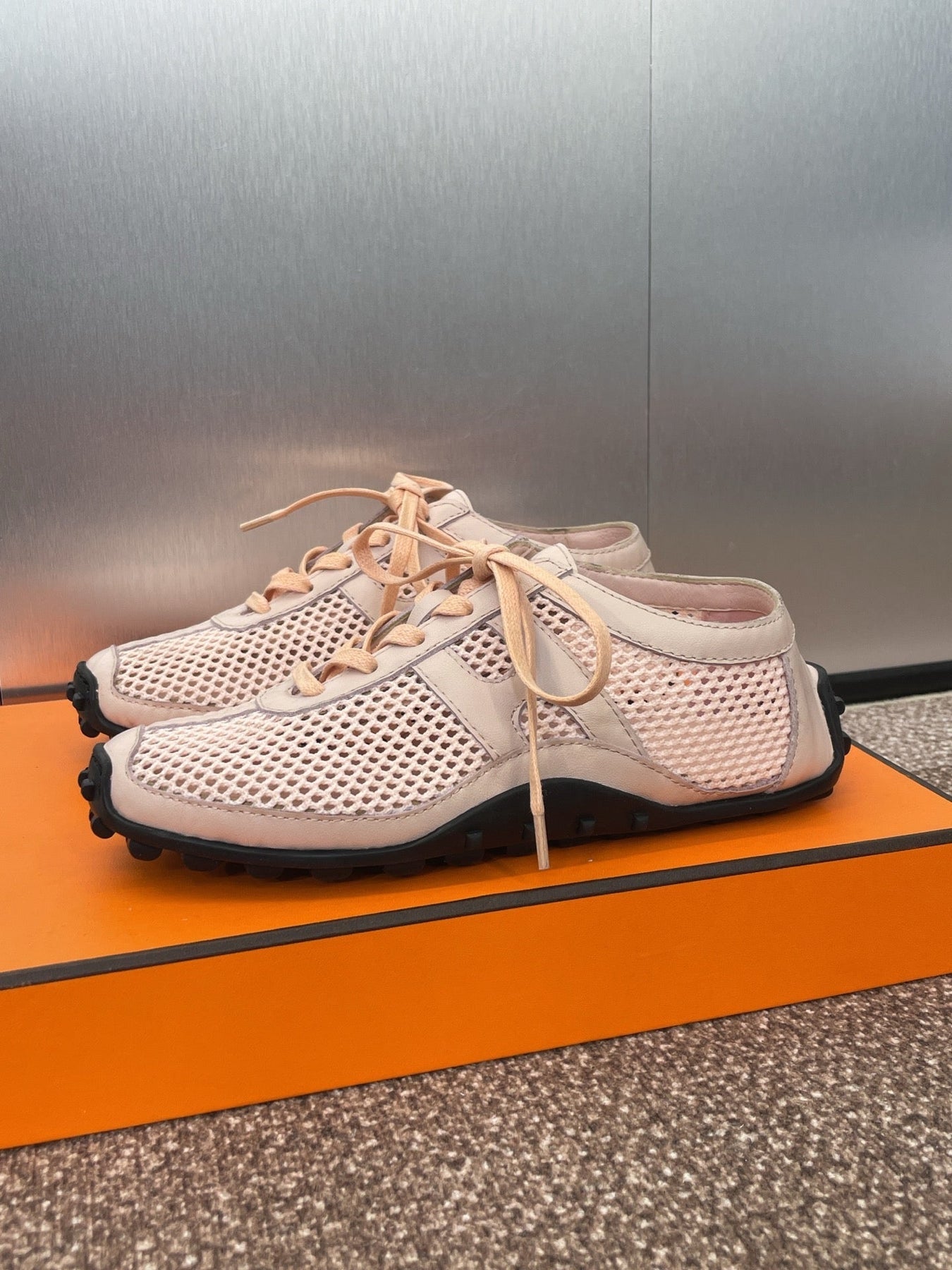 KIGA SNEAKER IN LIGHT PINK CROCHET KNIT AND CALFSKIN