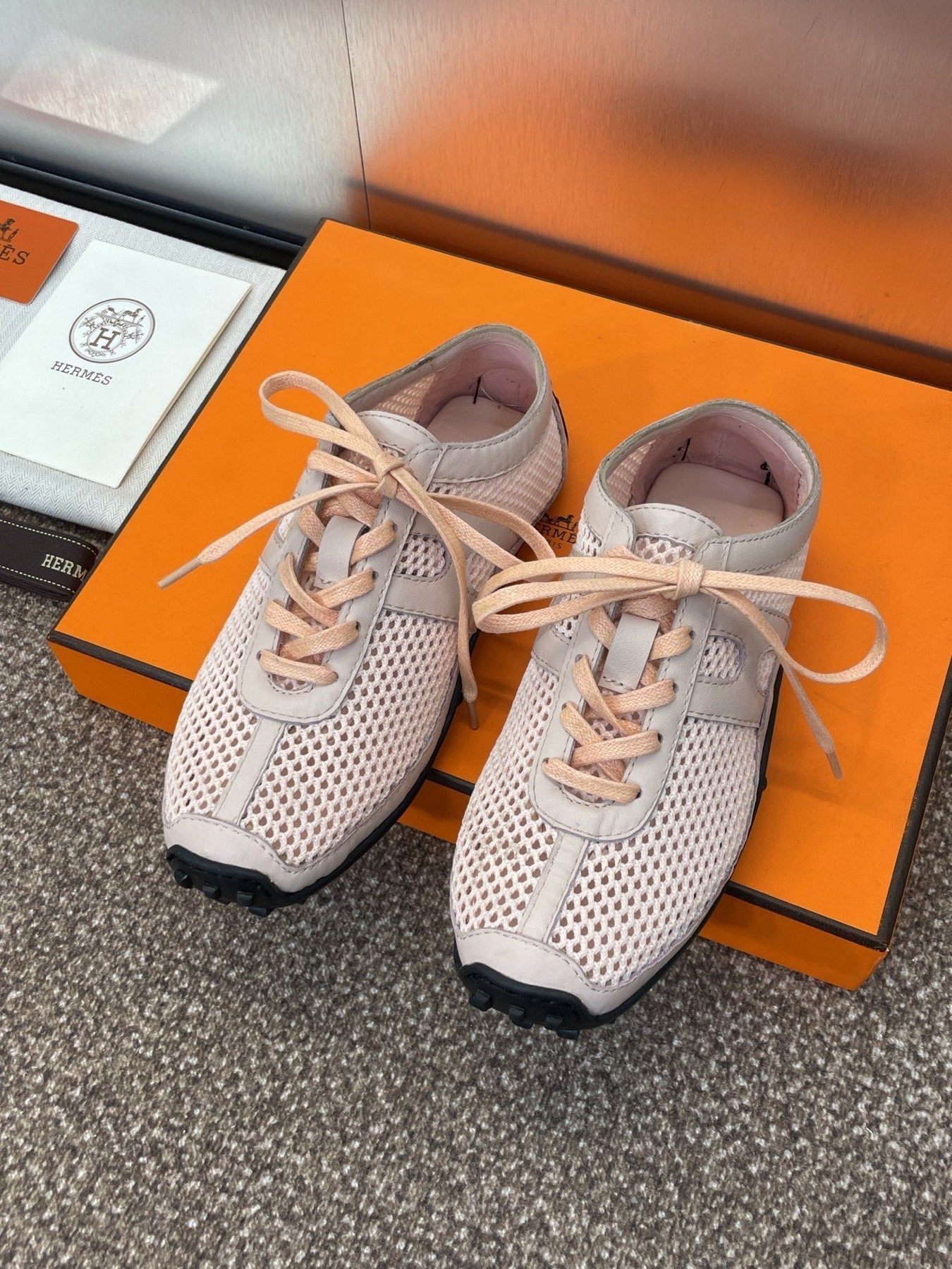 KIGA SNEAKER IN LIGHT PINK CROCHET KNIT AND CALFSKIN