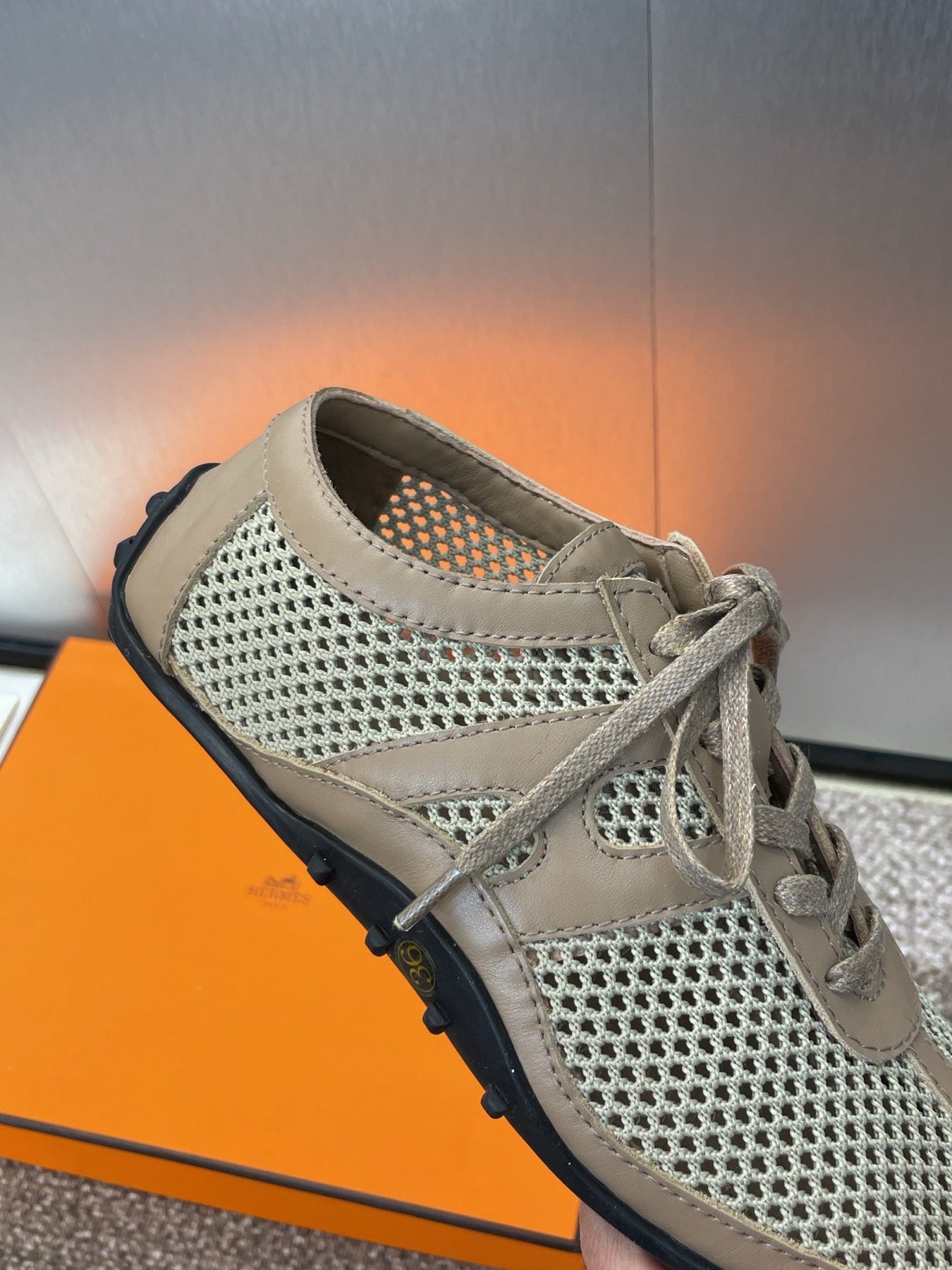 KIGA SNEAKER IN MOCHA BROWN CROCHET KNIT AND CALFSKIN