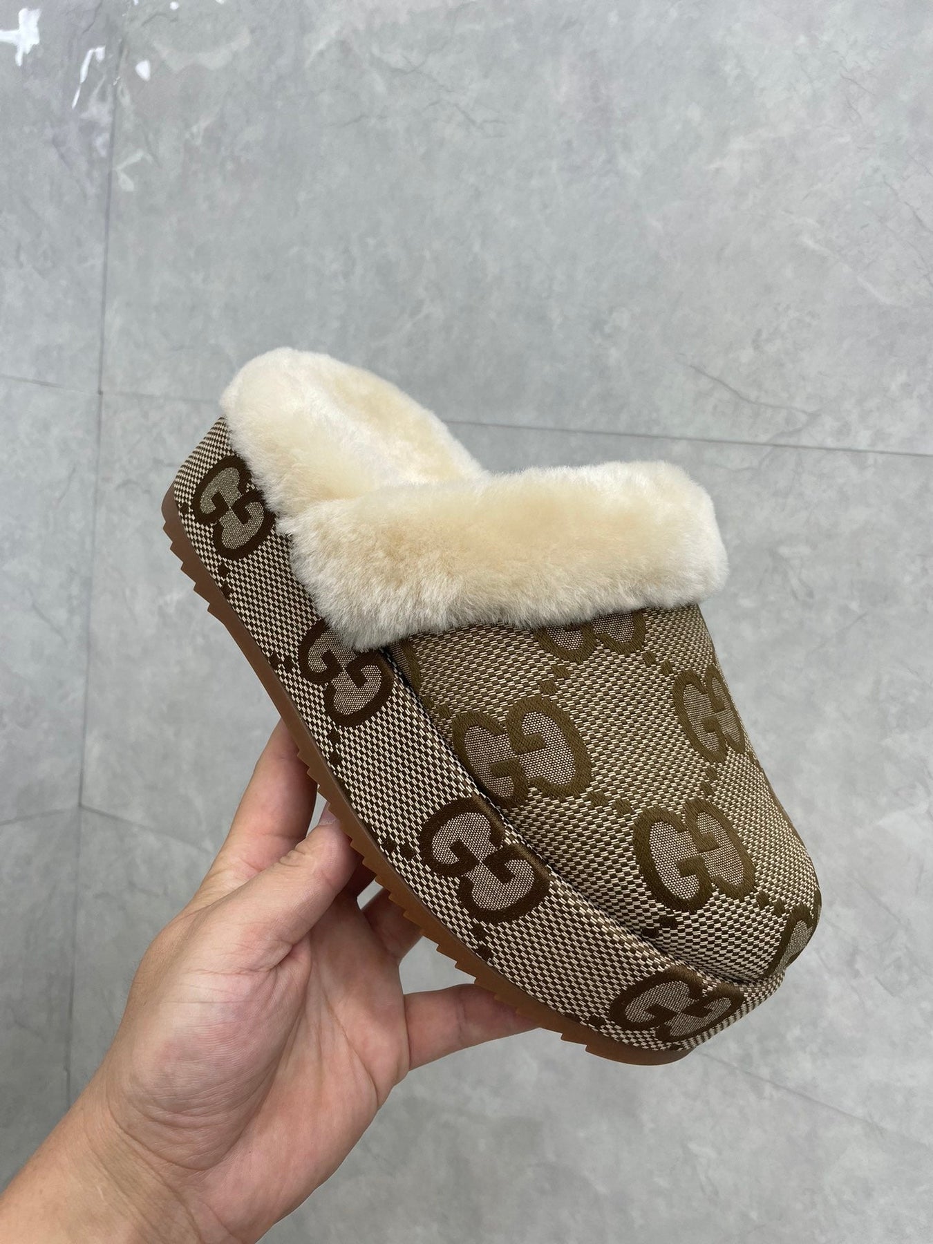 GG MULE IN PEANUT BROWN MONOGRAM JACQUARD FABRIC AND RABBIT FUR LINING