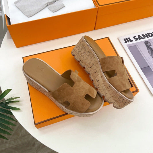 Eze 30 Sandal Brown Suede