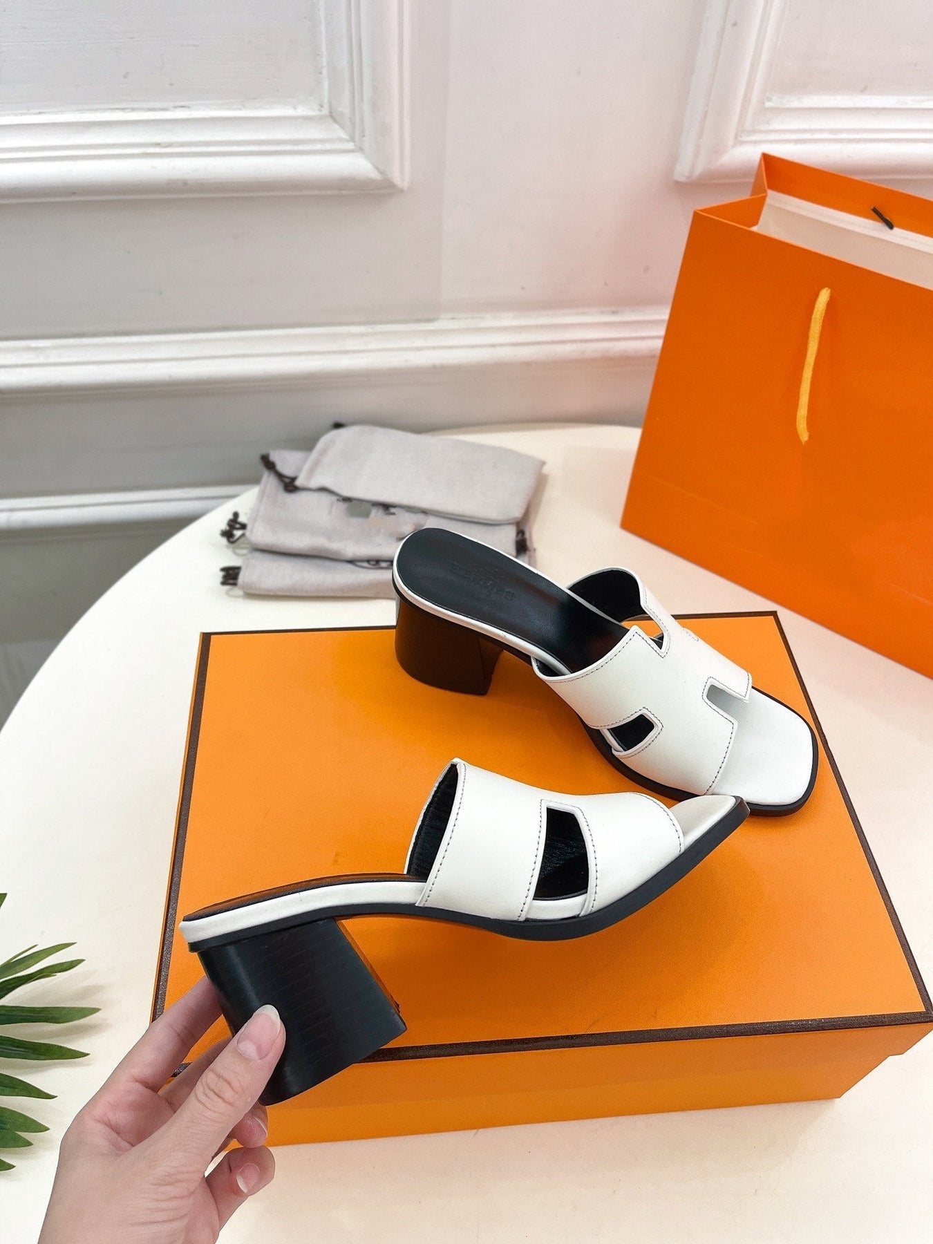 HELIA 60 SANDAL WHITE