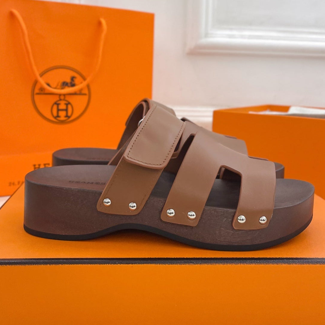 KOS CLOG IN BRONZE BROWN CALFSKIN