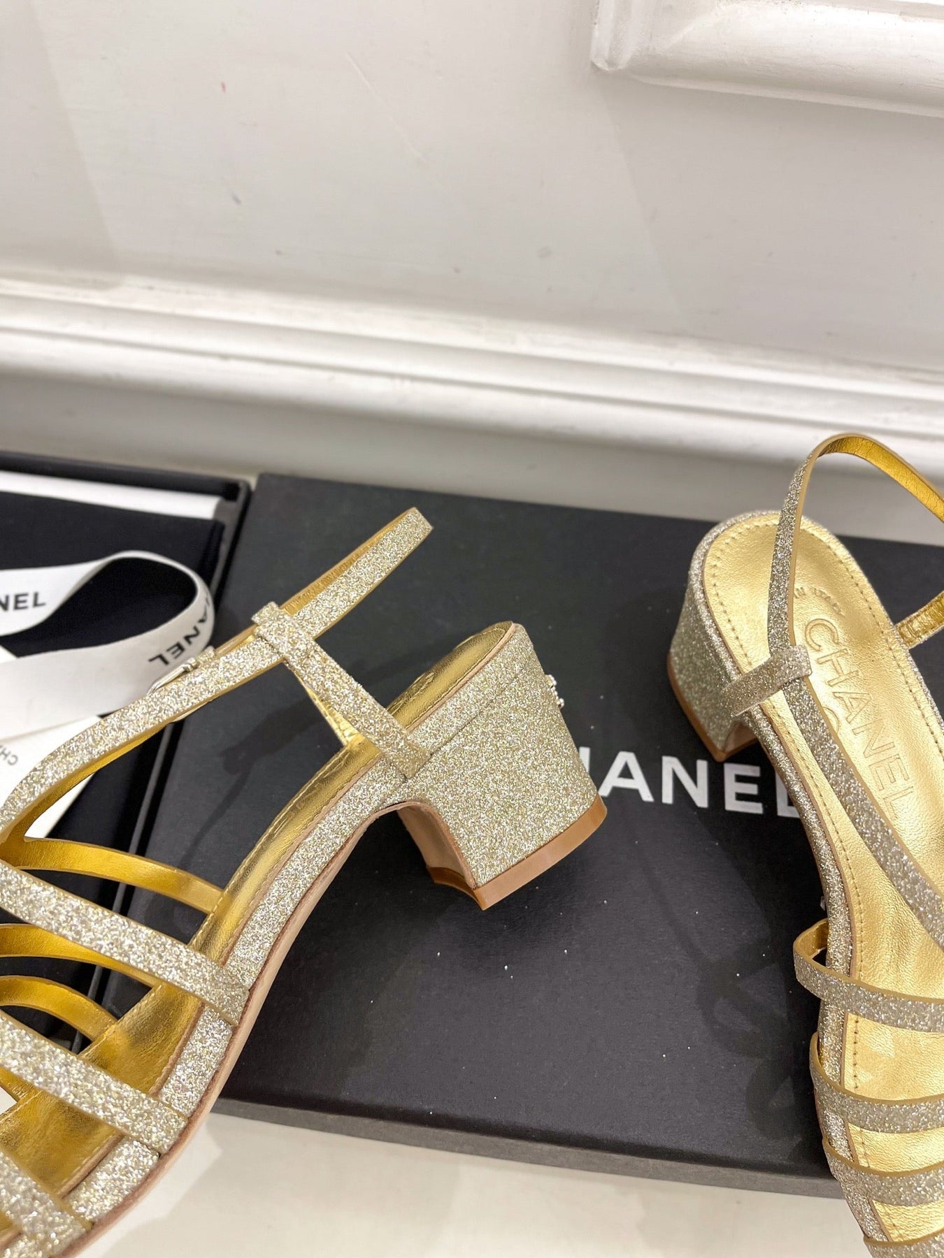 GOLD ROMAN 5 CM SANDALS